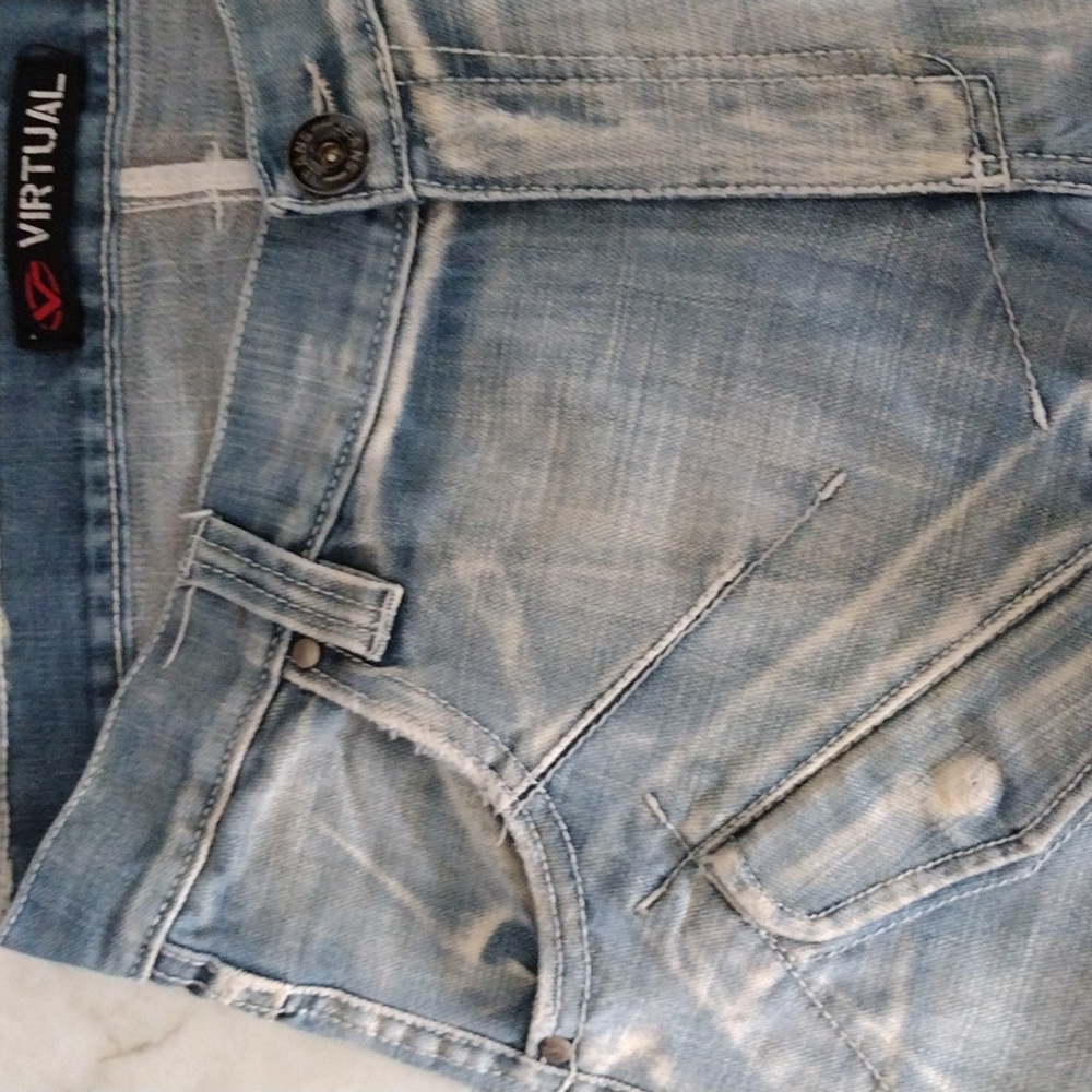 Virtual Jeans. View 4